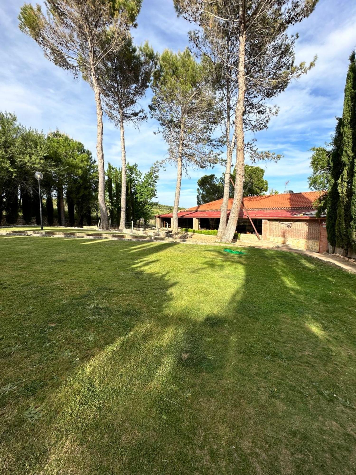 Bungalow Golosina Torrelaguna Esterno foto