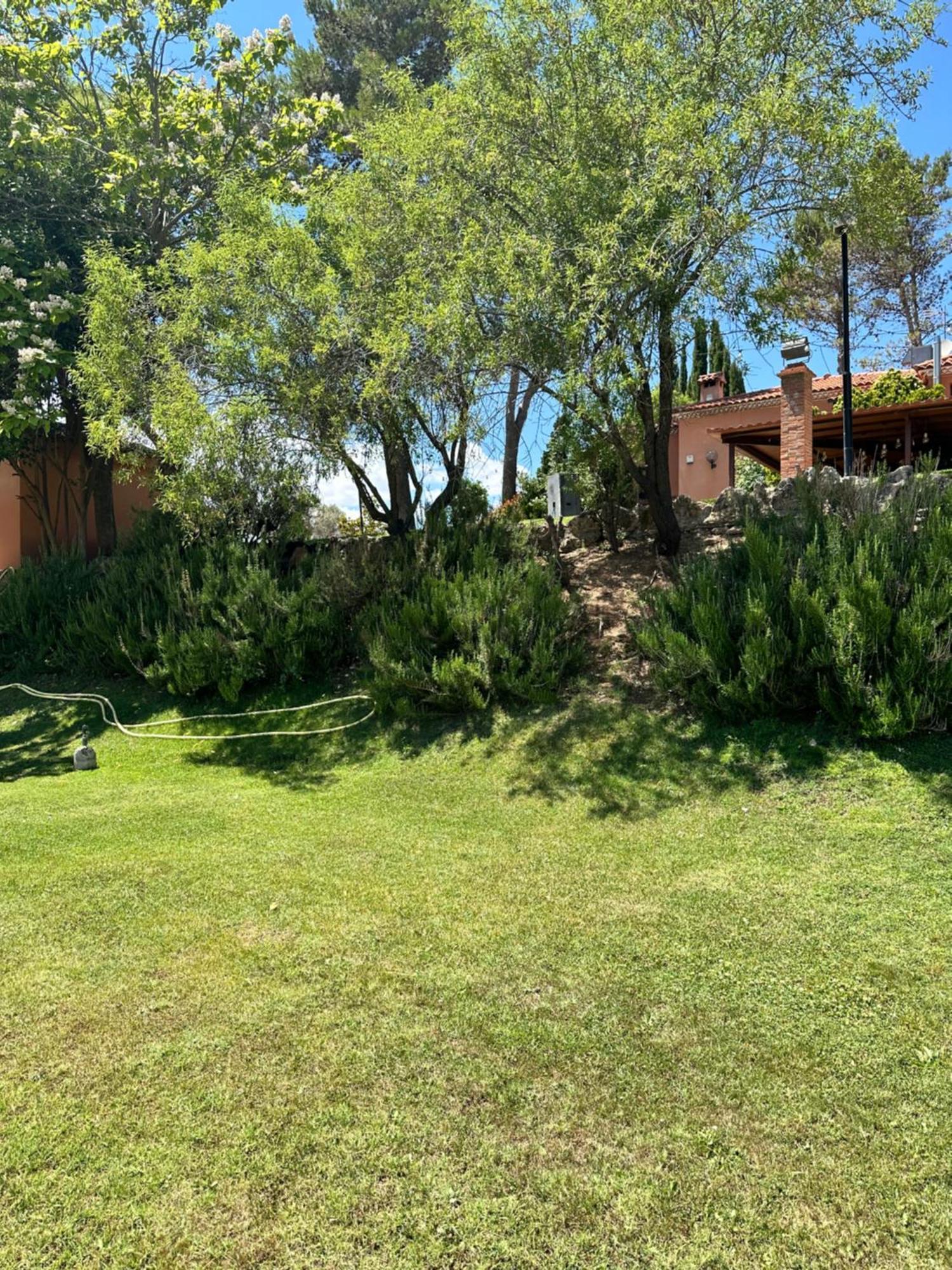 Bungalow Golosina Torrelaguna Esterno foto